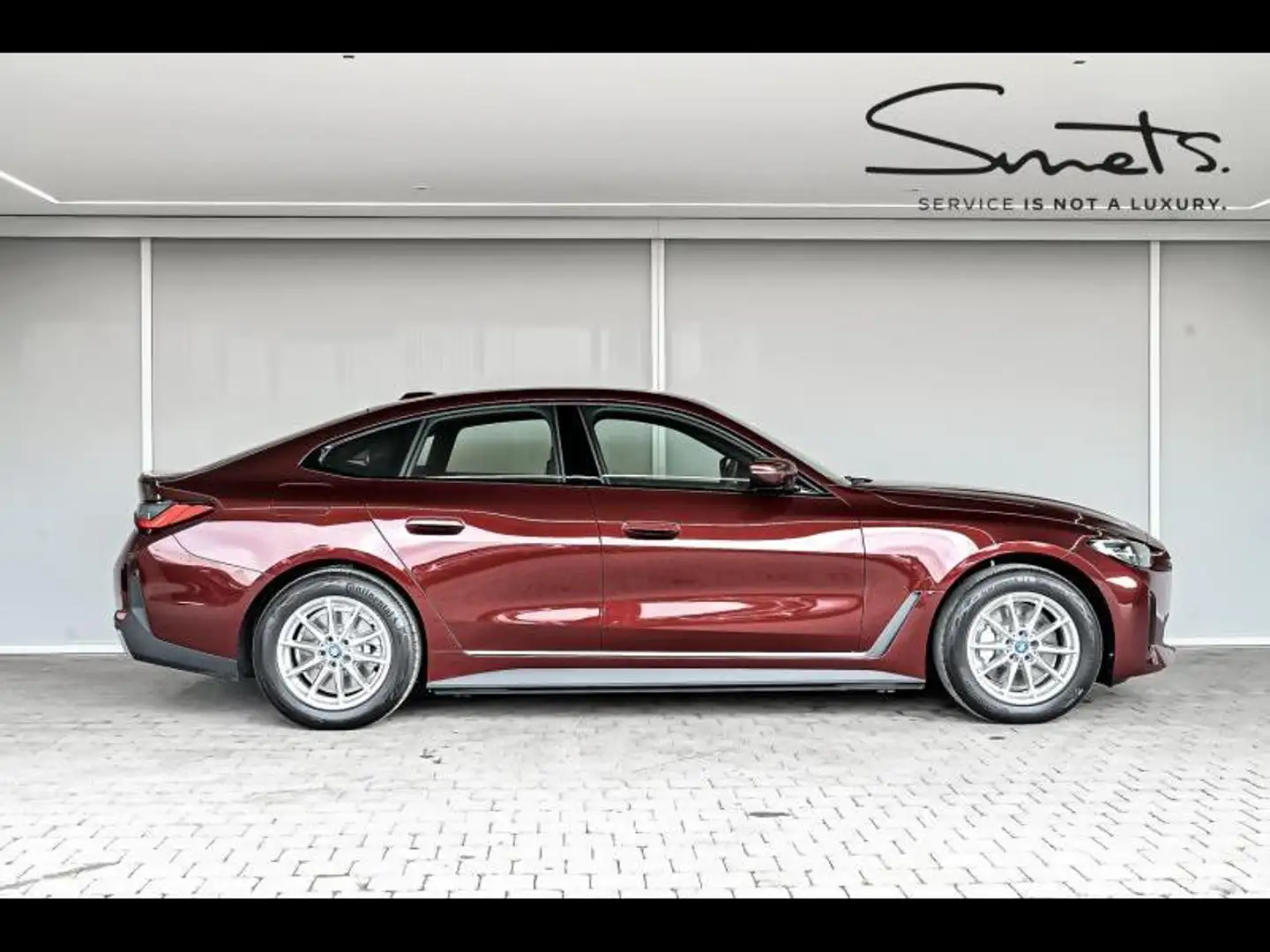BMW i4 eDrive40 - Navi - DAB - LED Rood - 2