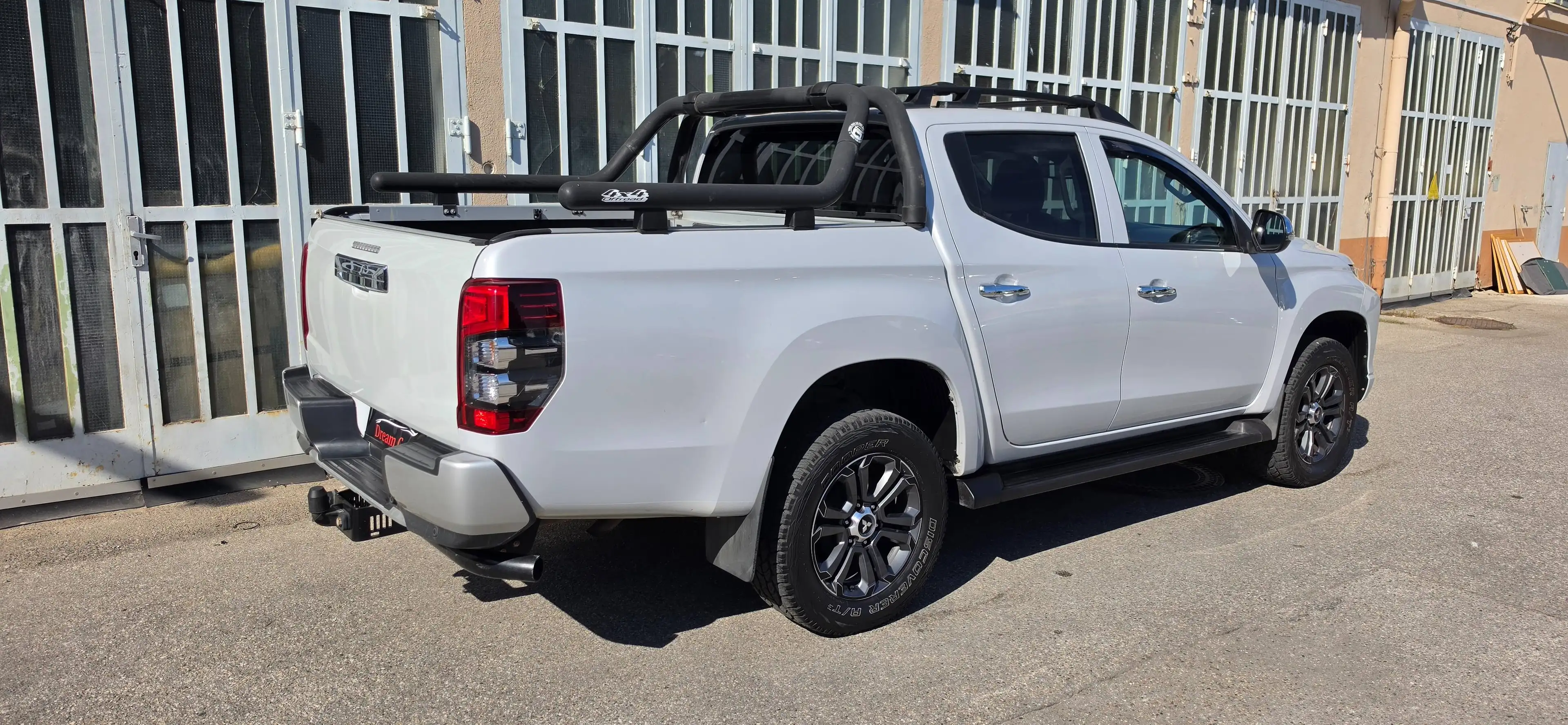 Mitsubishi L200 2,2 DI-D HP 4WD DK Diamond Aut. — photo 4