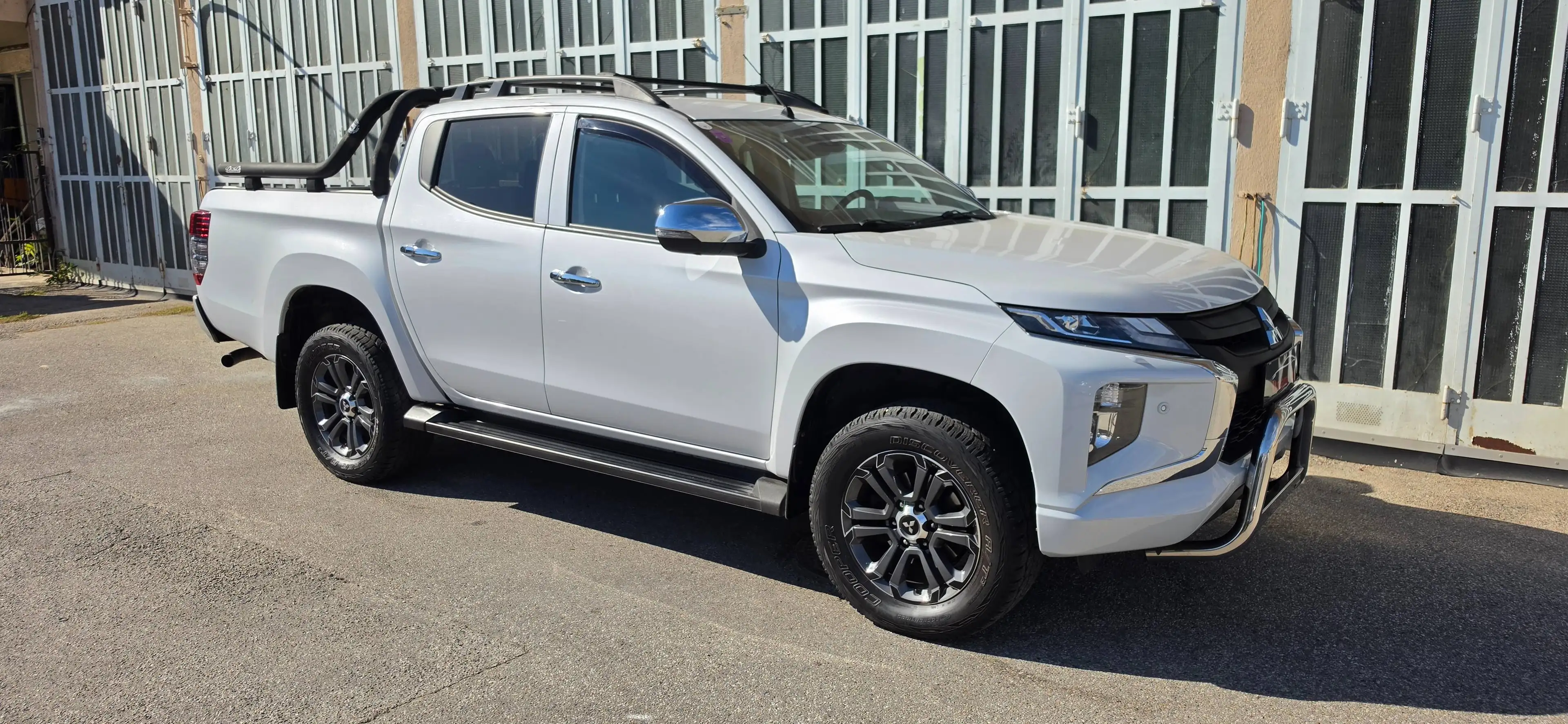 Mitsubishi L200 2,2 DI-D HP 4WD DK Diamond Aut. — photo 6