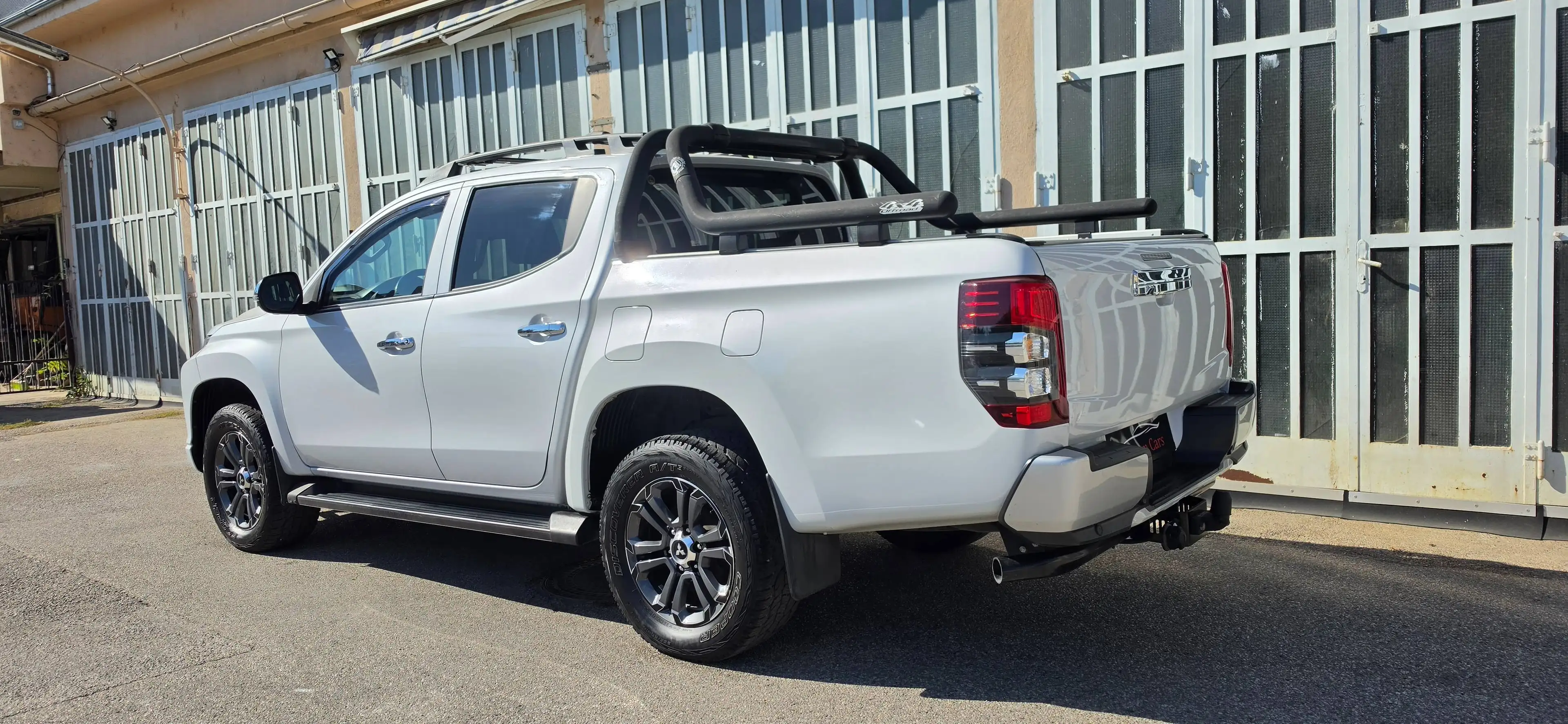 Mitsubishi L200 2,2 DI-D HP 4WD DK Diamond Aut. — photo 3