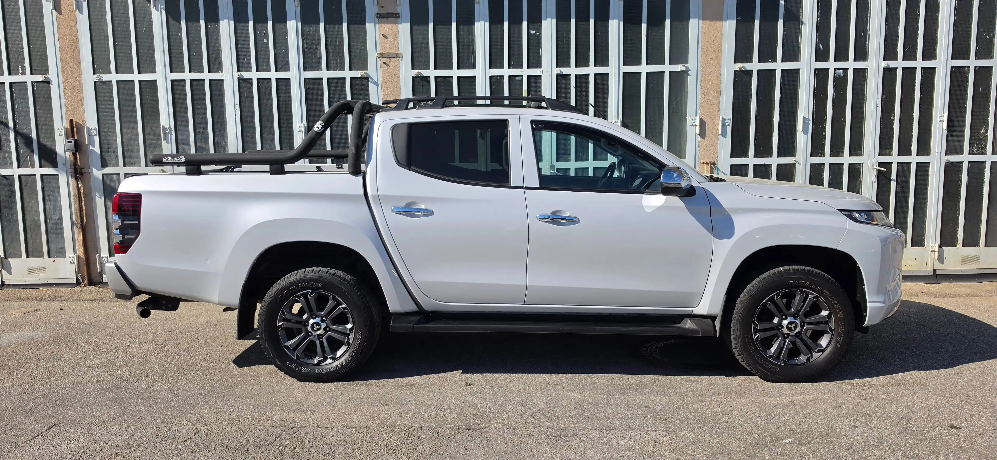Mitsubishi L200 2,2 DI-D HP 4WD DK Diamond Aut. — photo 5
