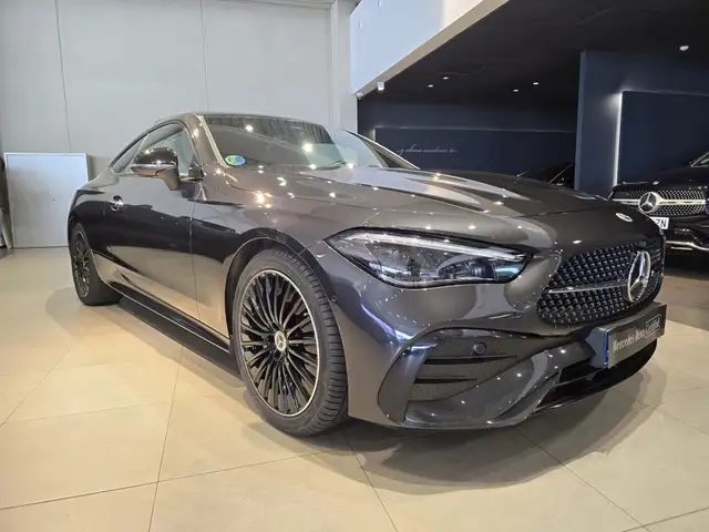 Mercedes-Benz Cle view 8