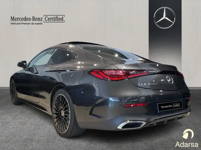 Mercedes-Benz Cle view 4