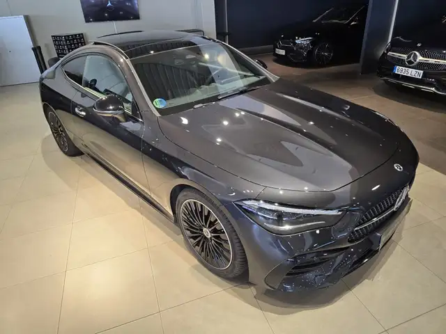 Mercedes-Benz Cle view 12