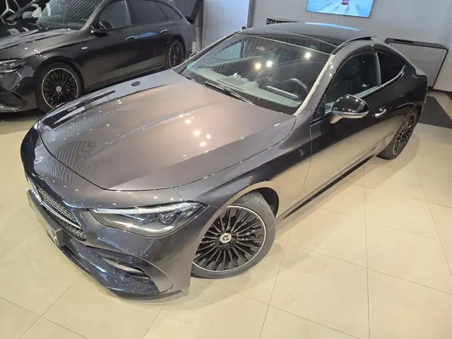 Mercedes-Benz Cle view 11