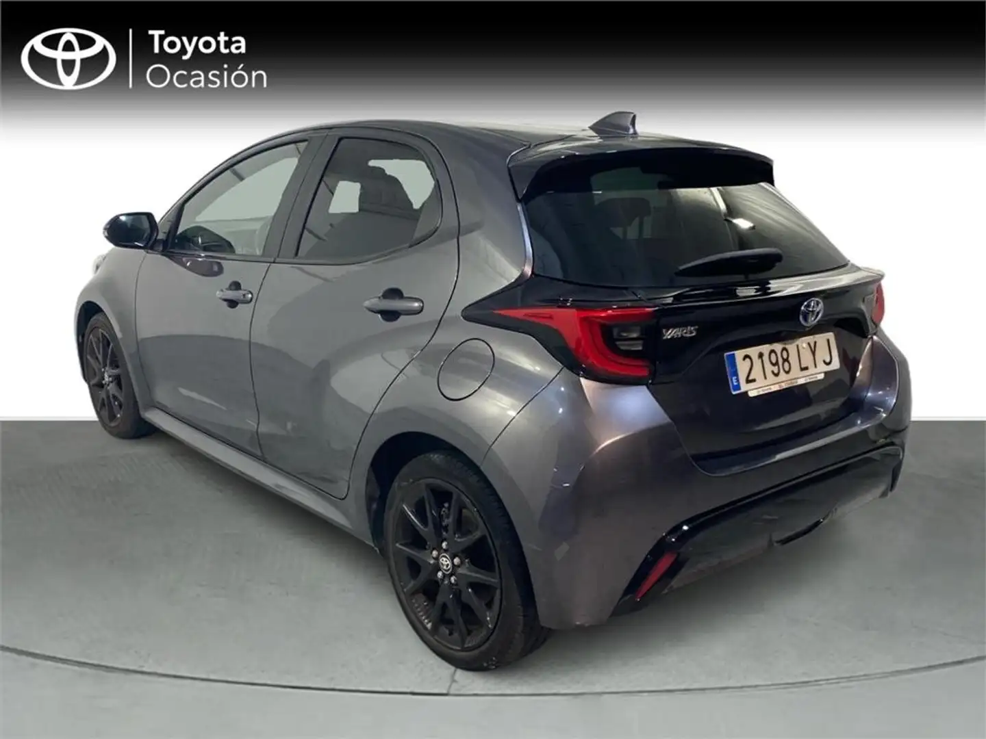 Toyota Yaris 120H 1.5 Style - 2