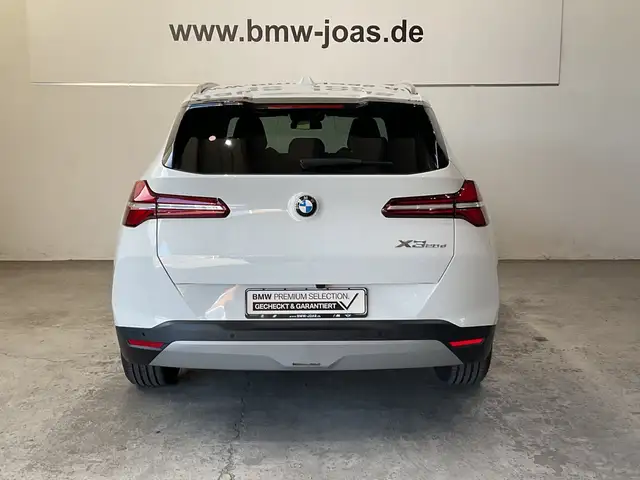 BMW X3 view 14