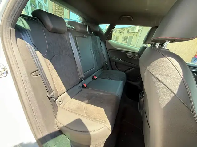 Seat Leon view 13