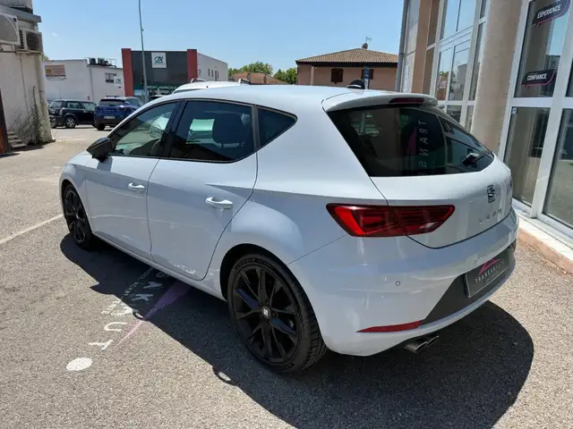 Seat Leon view 7