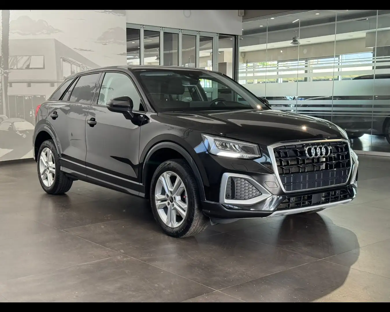 Audi Q2 30 TFSI Business Advanced Noir - 1
