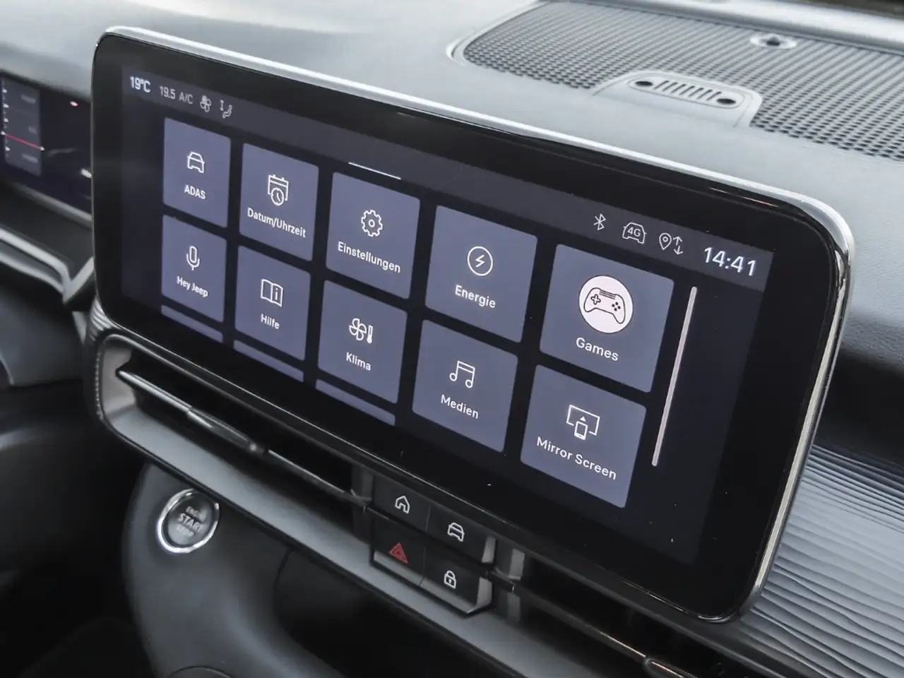 Jeep Avenger LONGITUDE WINTERPAKET NAVI Apple CarPlay & Android 10