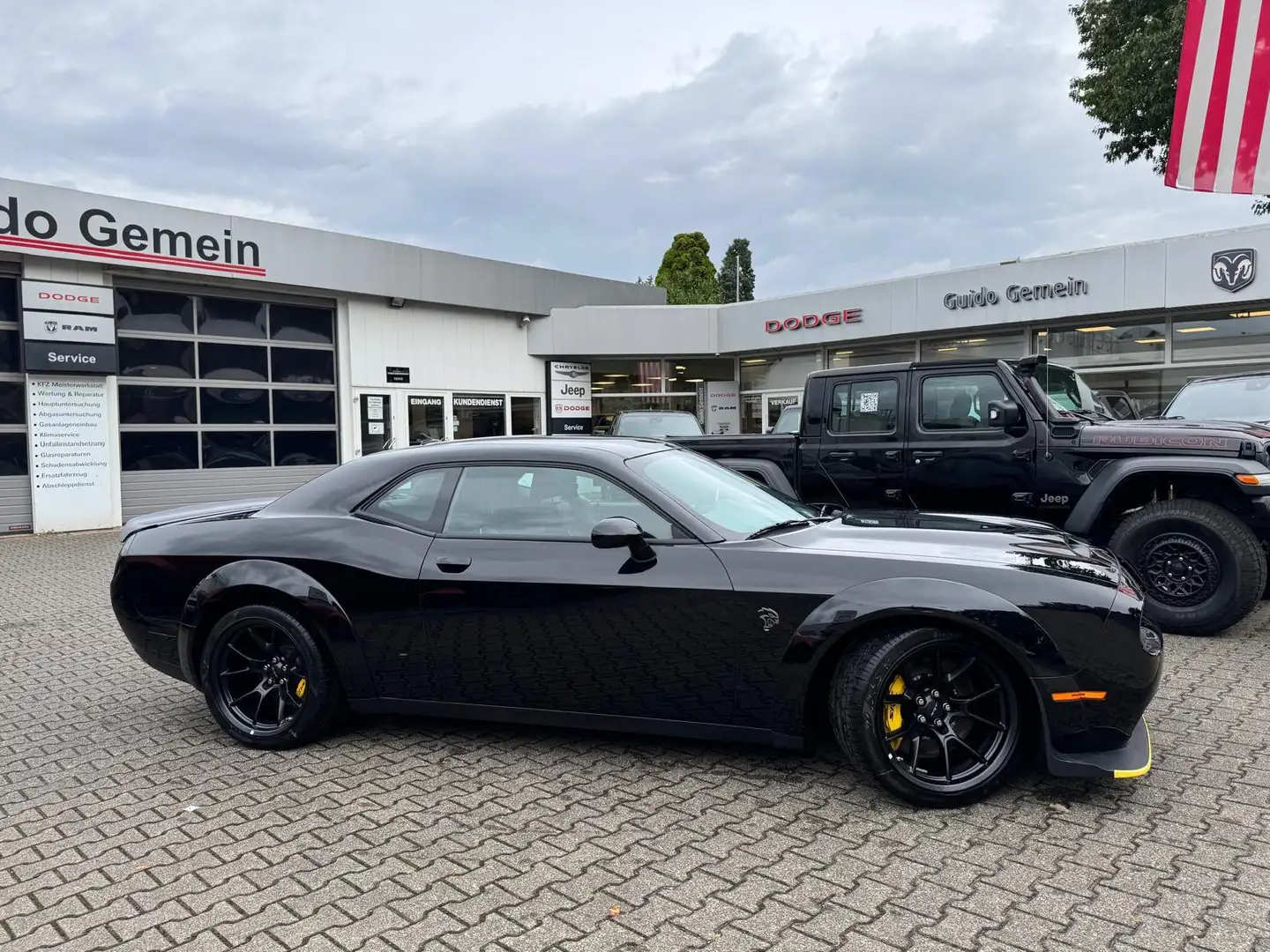 Dodge Challenger Hellcat Redeye Jailbreak 6.2l V8 Widebody Černá - 2