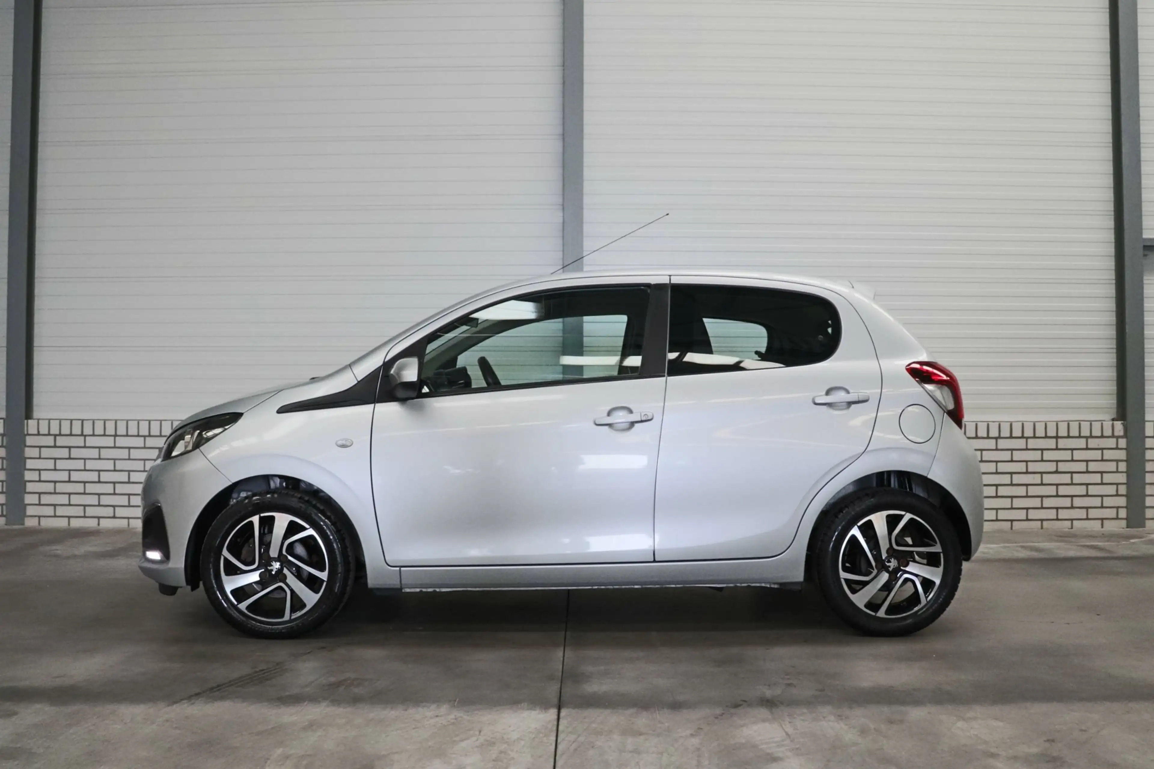 Peugeot 108 1.0 e-VTi Allure Camera |NAP| CarPlay |cruise Cont — photo 3