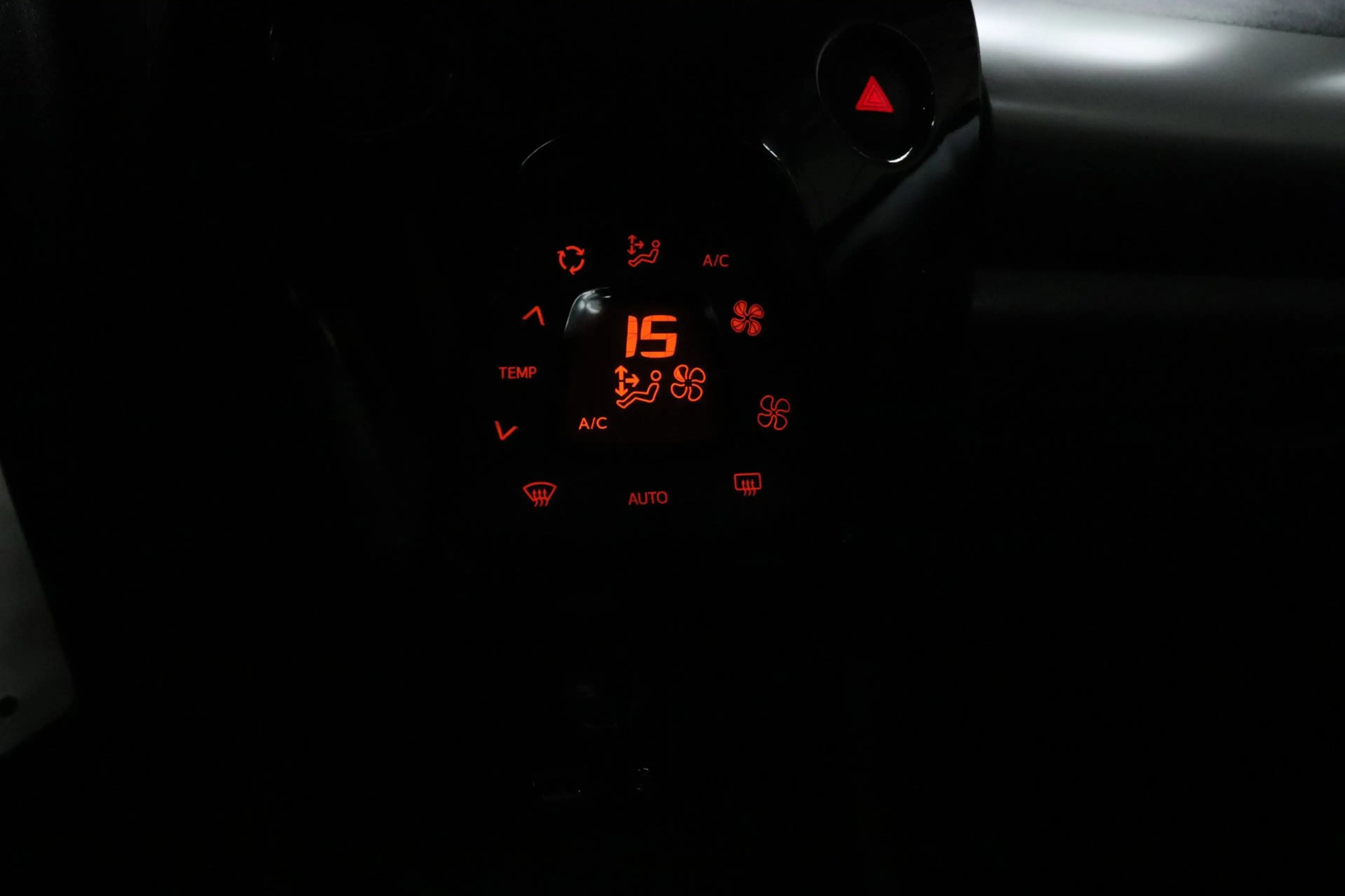 Peugeot 108 1.0 e-VTi Allure Camera |NAP| CarPlay |cruise Cont — photo 15