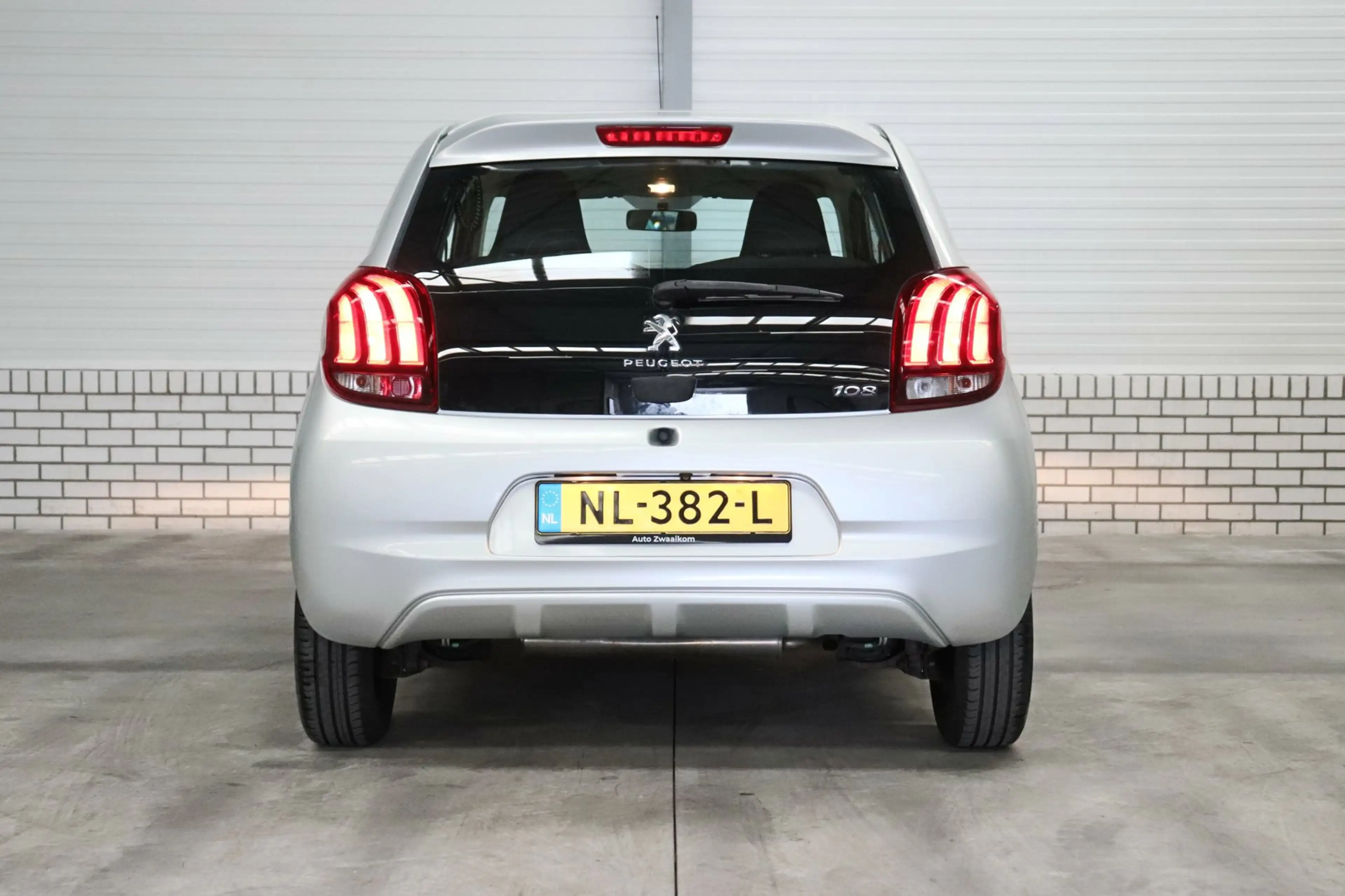 Peugeot 108 1.0 e-VTi Allure Camera |NAP| CarPlay |cruise Cont — photo 7