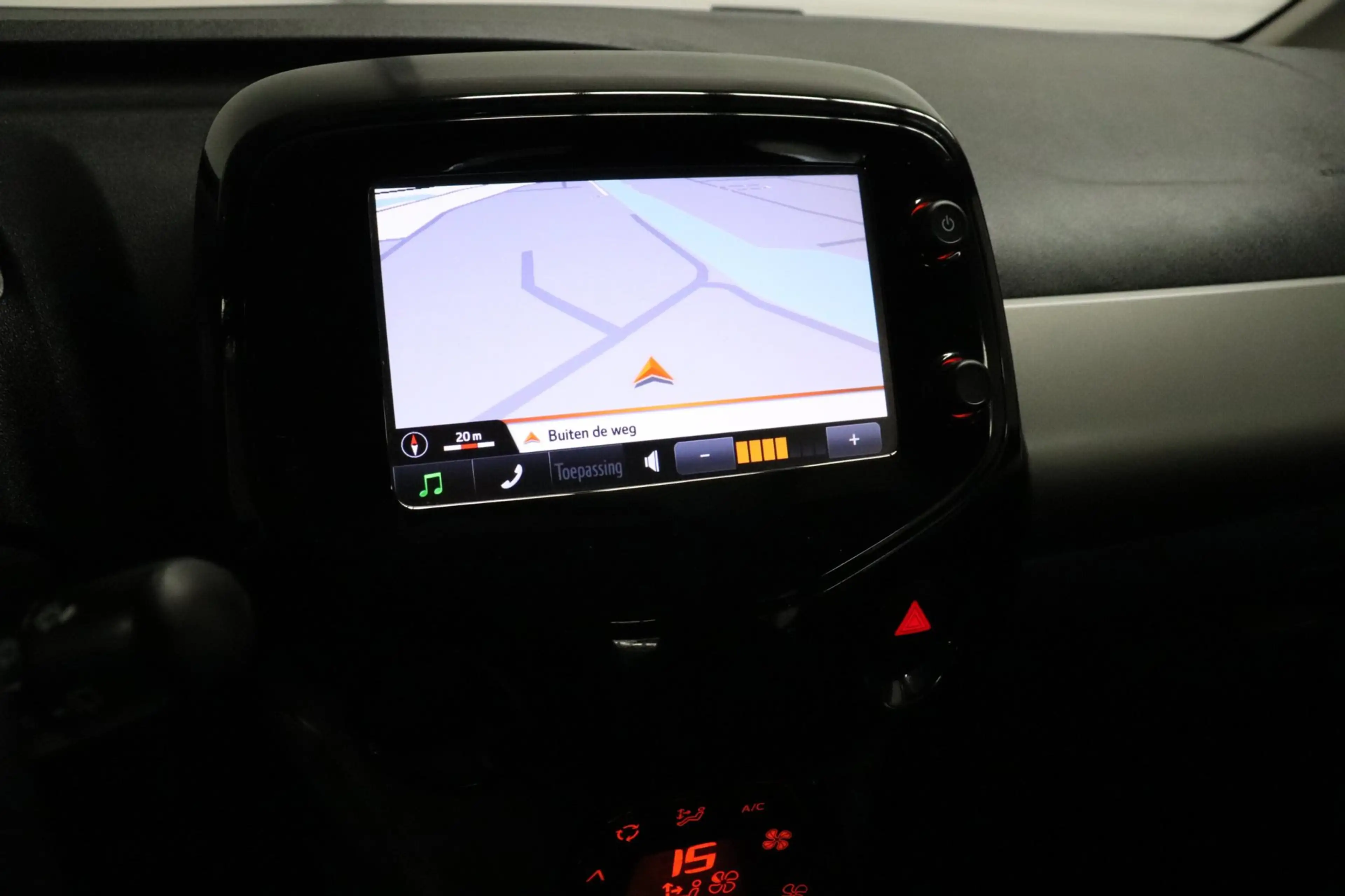 Peugeot 108 1.0 e-VTi Allure Camera |NAP| CarPlay |cruise Cont — photo 11