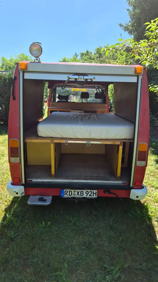 Mercedes-Benz 210/310 hist. Feuerwehr / Camper, foto 7
