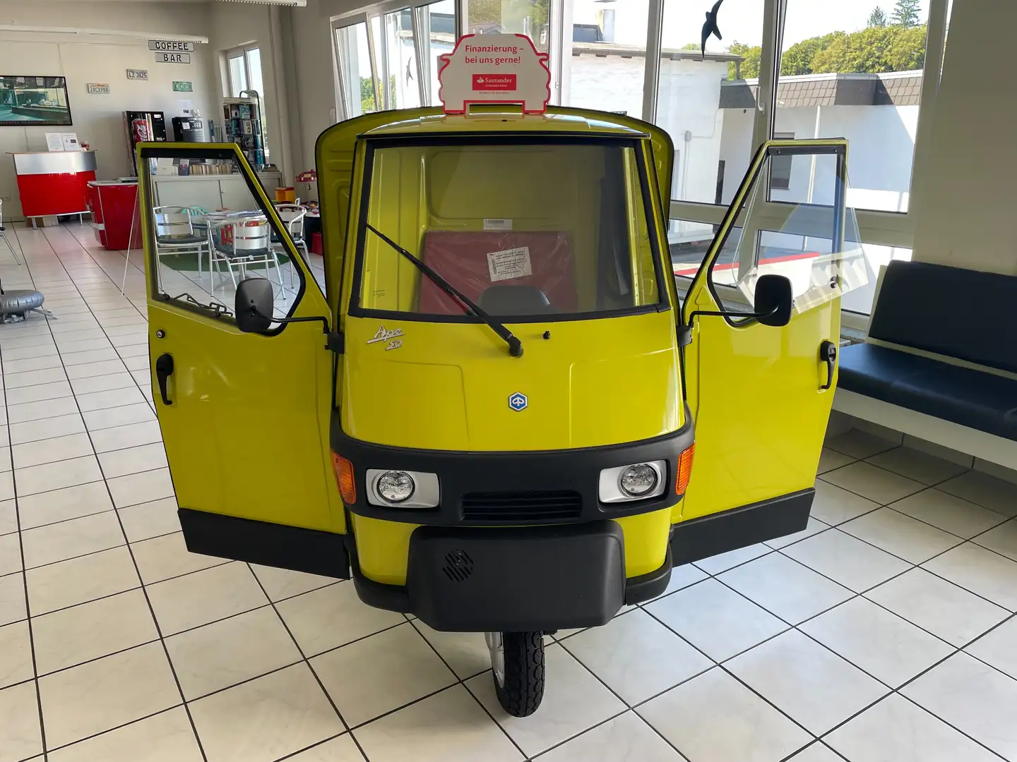 Piaggio Ape 2023/ 5X VERFÜGBAR DROSSELUNG AUF 25KMH MÖG. Amarillo - 1