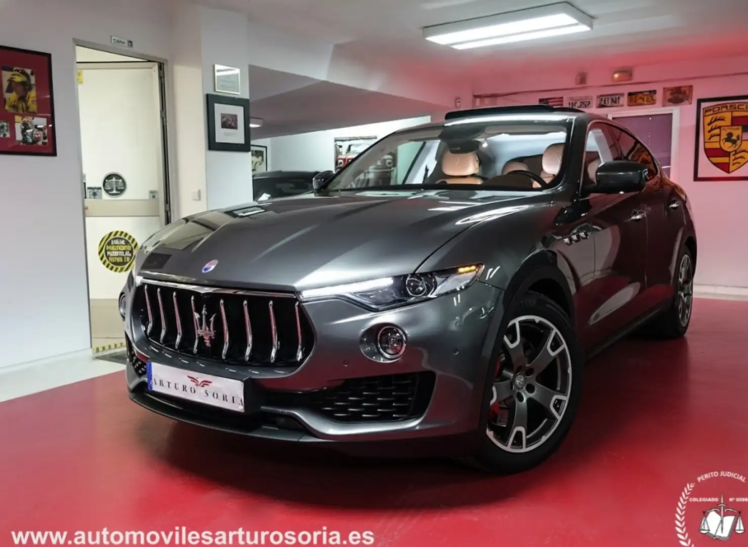 Maserati Levante 430 S Aut. Gris - 1
