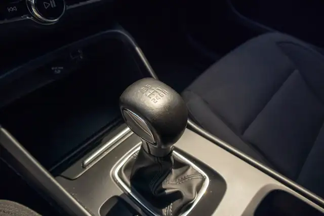 Volvo XC40 view 14