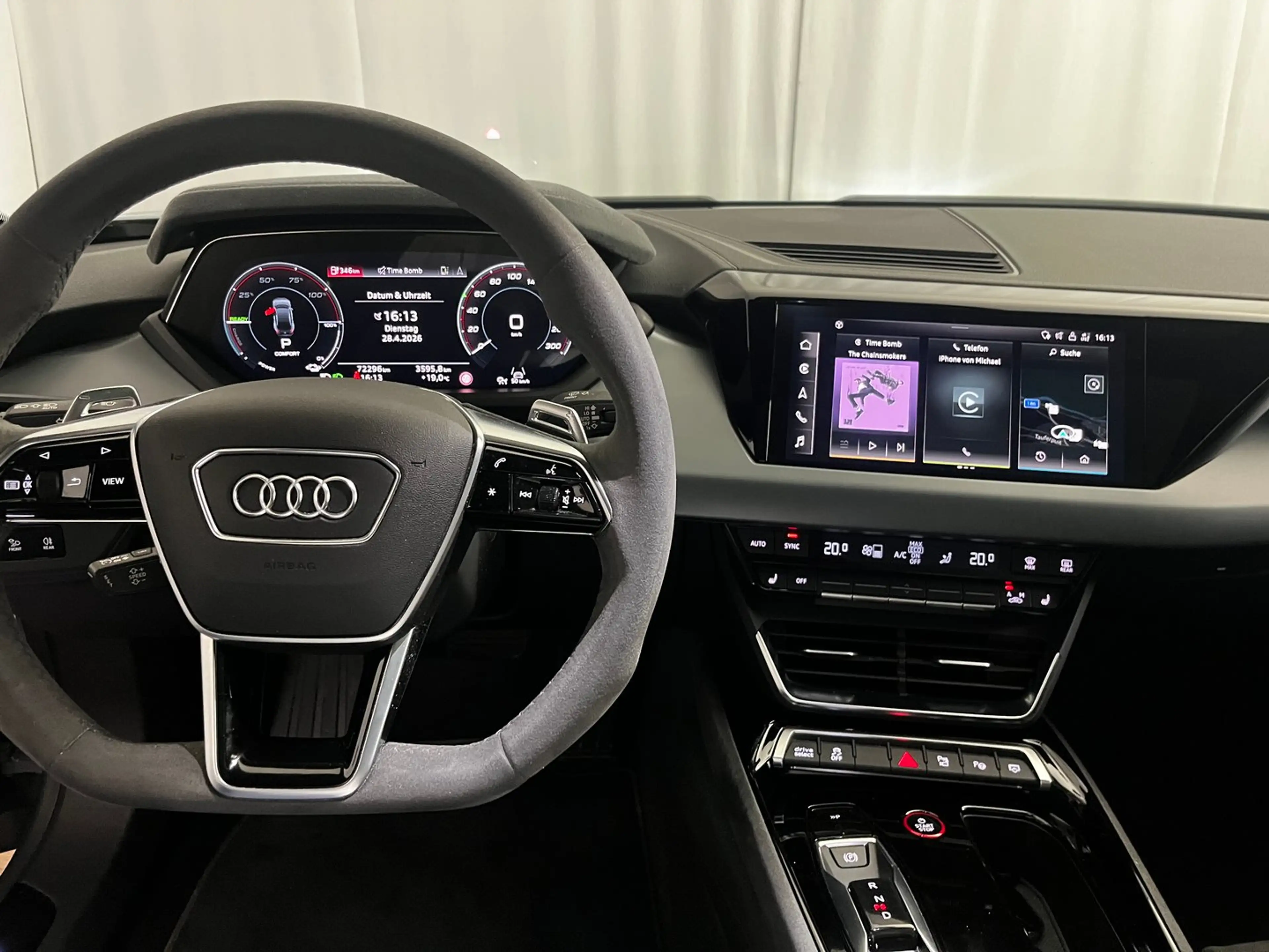 Audi e-tron GT — photo 3
