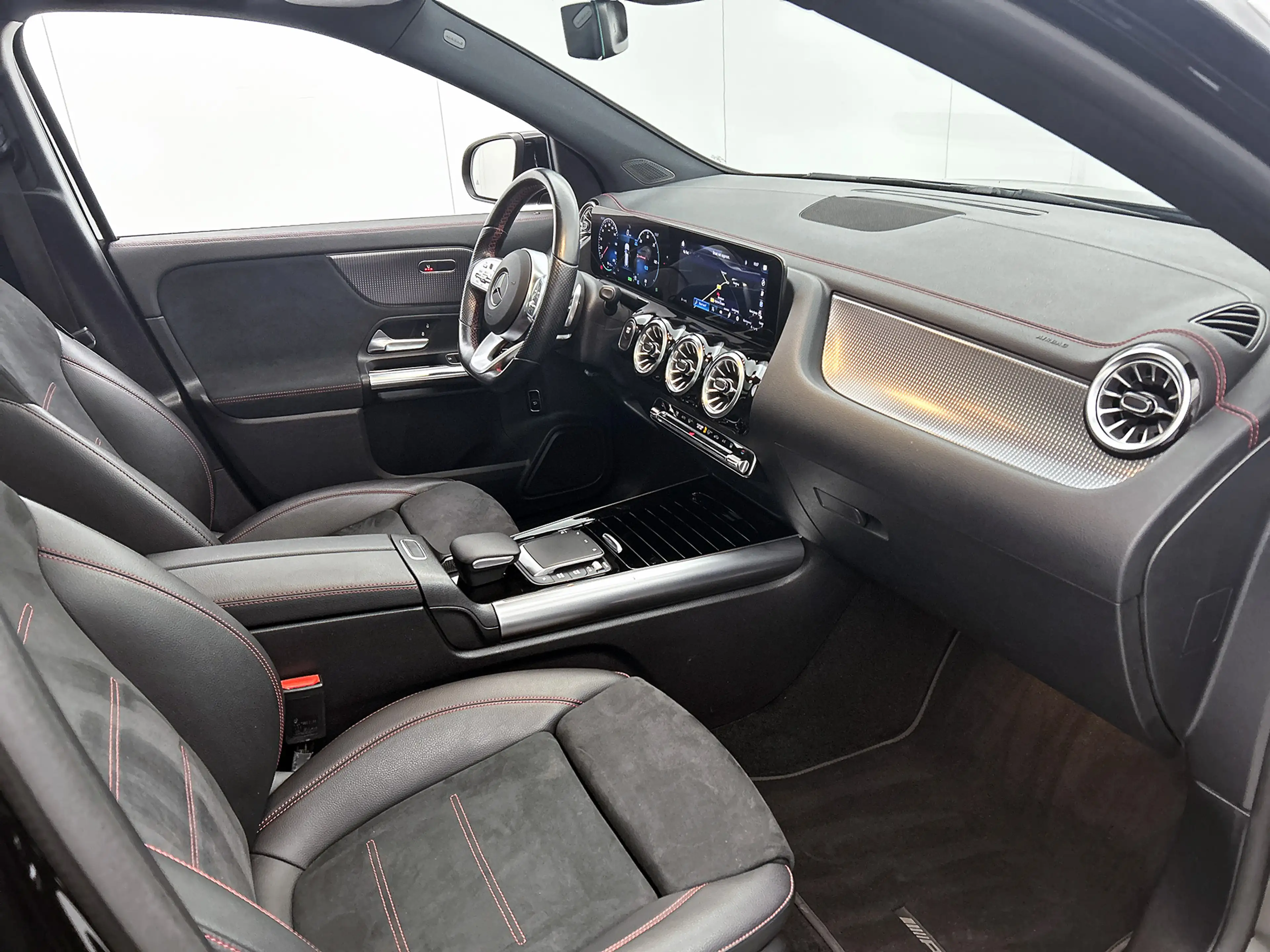 Mercedes-Benz EQA 250 Business Solution AMG 67 kWh | AMG Line | Night Pa — photo 9