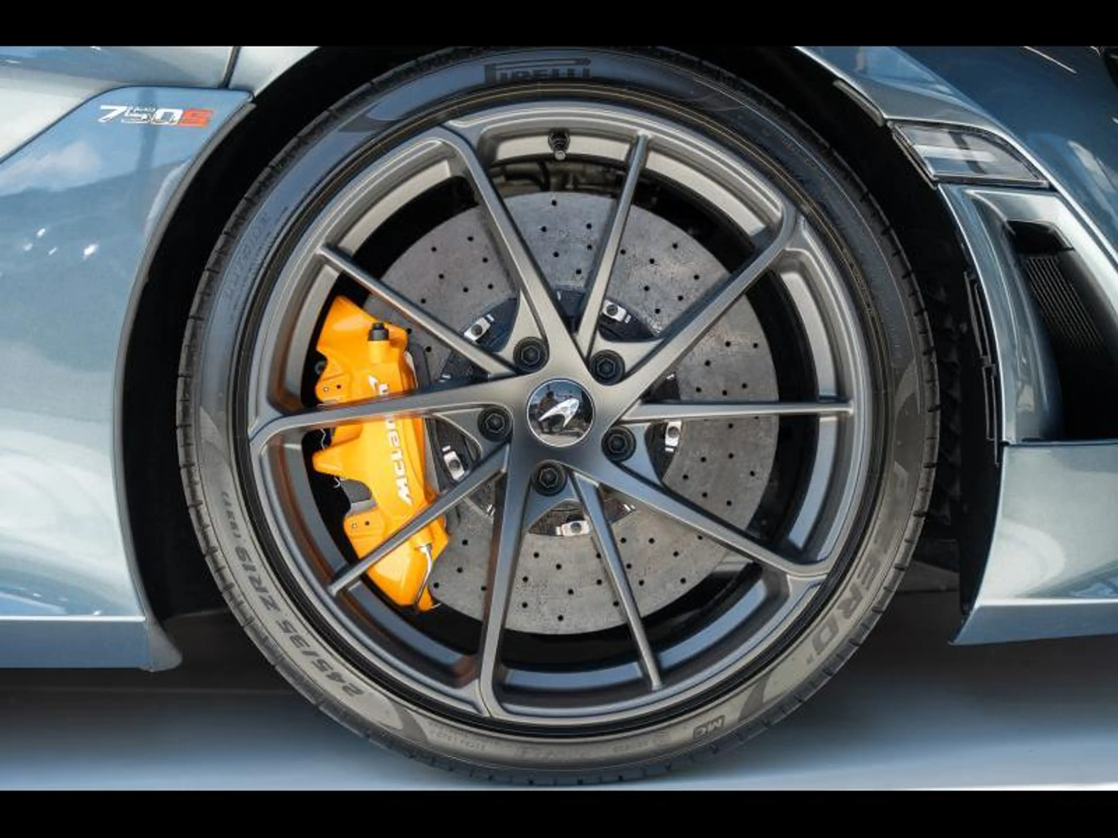 McLaren 750S Performance - 2 years of Warranty and Service incl — photo 9