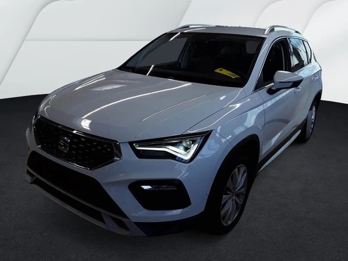 SEAT Ateca 1.5 TSI Xperience *AHK*KAMERA*NAVI*LED* Wit - 2
