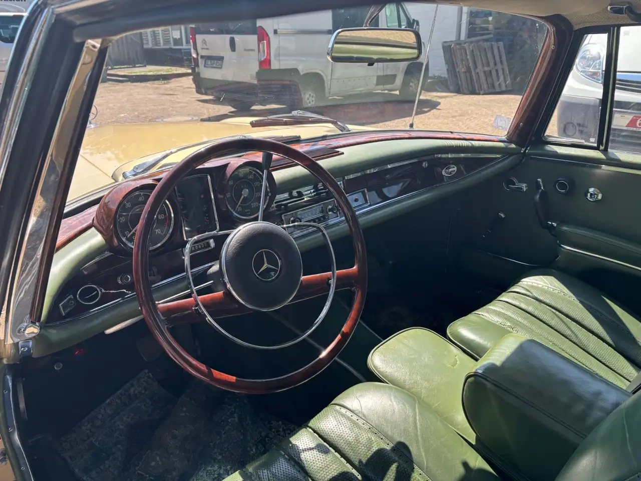 Mercedes-Benz 300 SE Coupe Automatik W112 3.0, foto 6