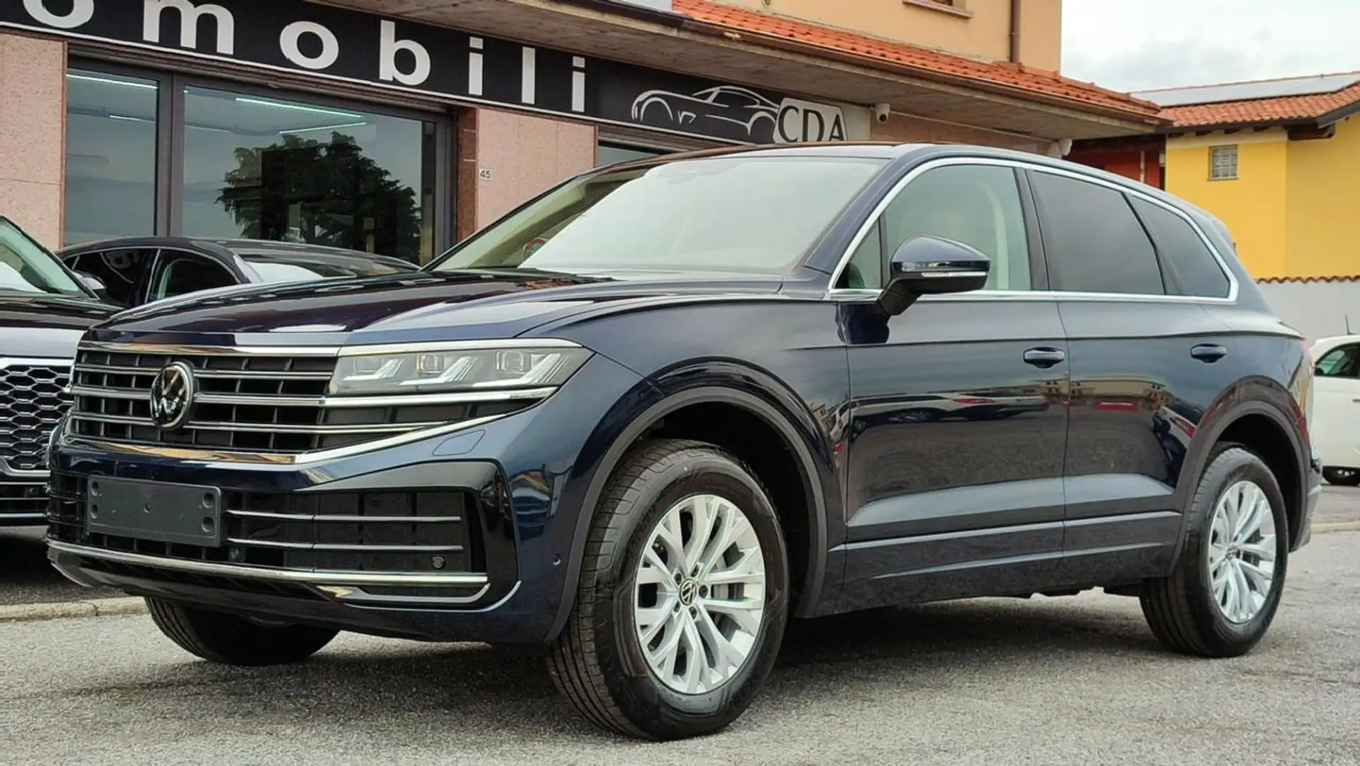 Volkswagen Touareg 3.0 V6 TDI SCR Elegance Bleu - 1
