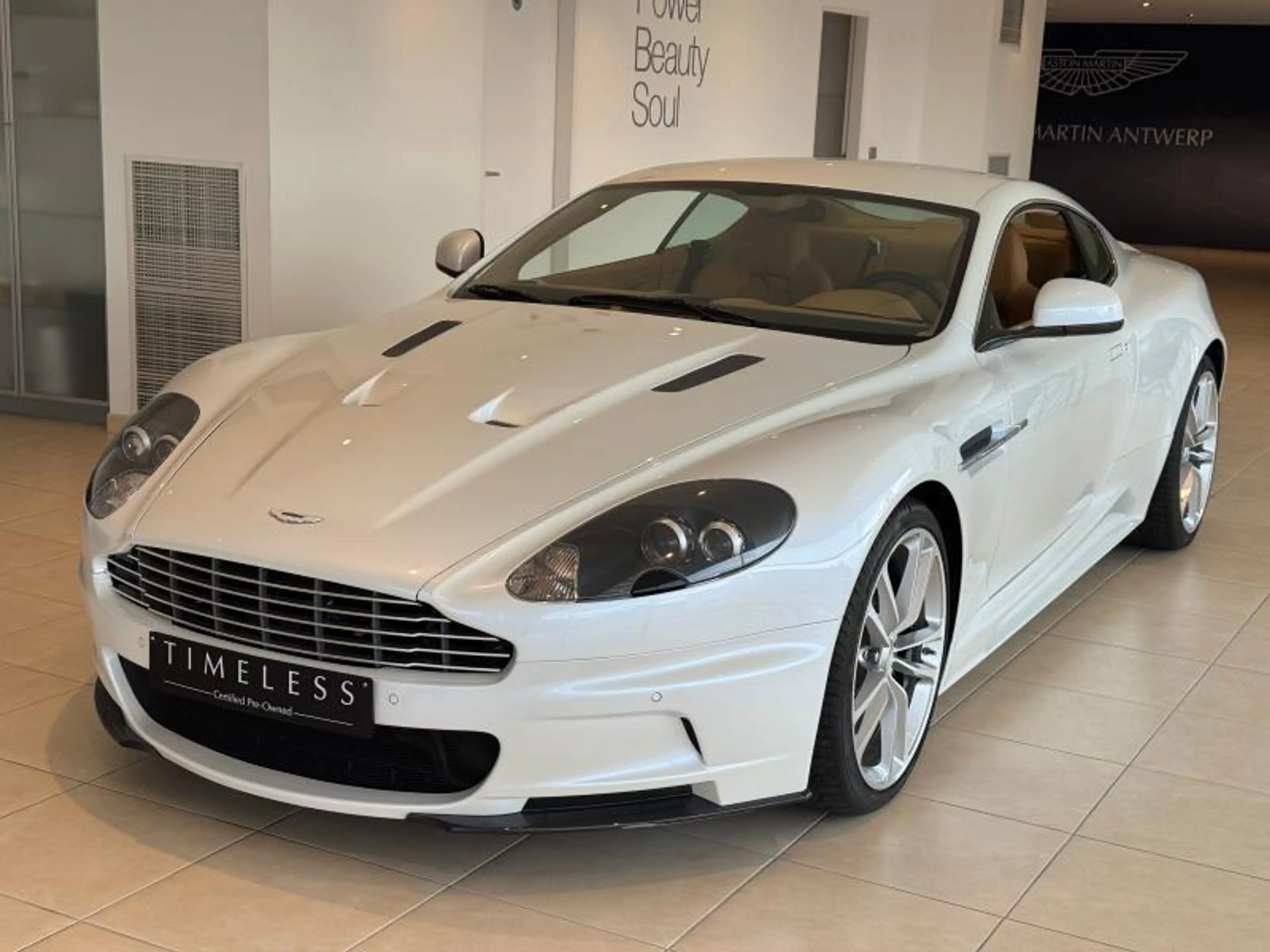 Aston Martin DBS DBS
