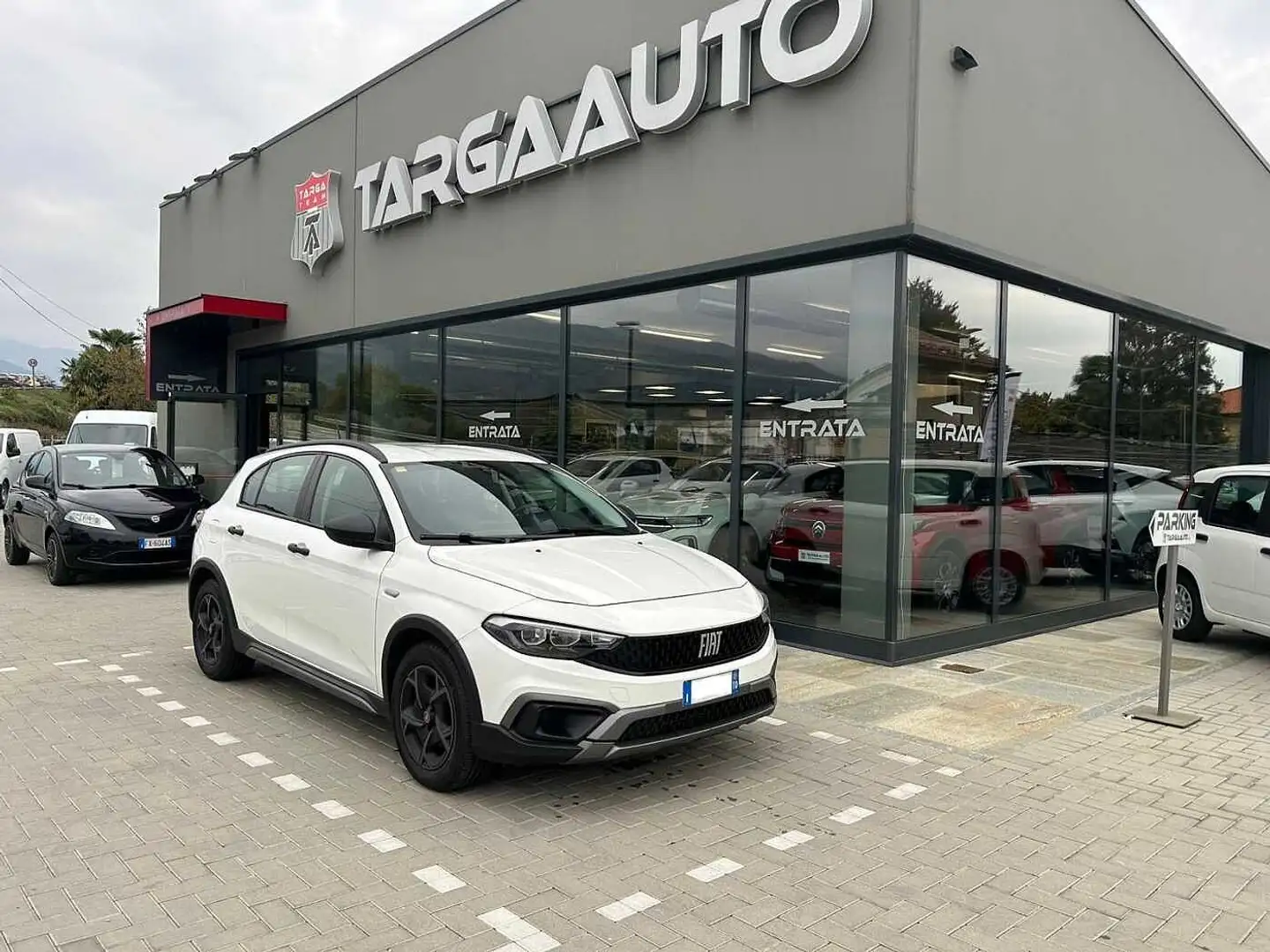 Fiat Tipo 1.6 Mjt S&S 5 porte Cross Wit - 1