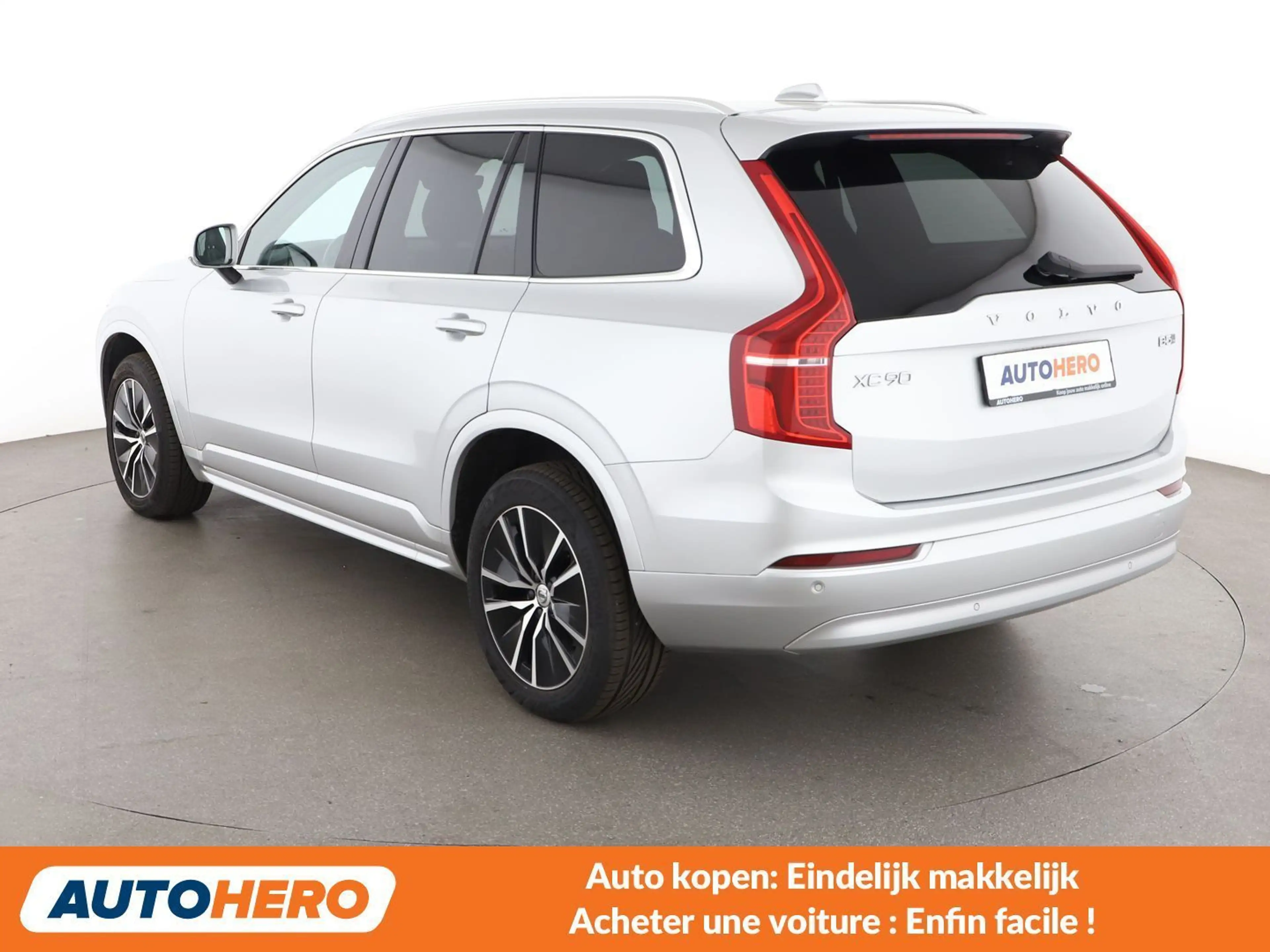 Volvo XC90 2.0 B5 Diesel Mild-Hybrid Momentum Pro AWD — photo 4