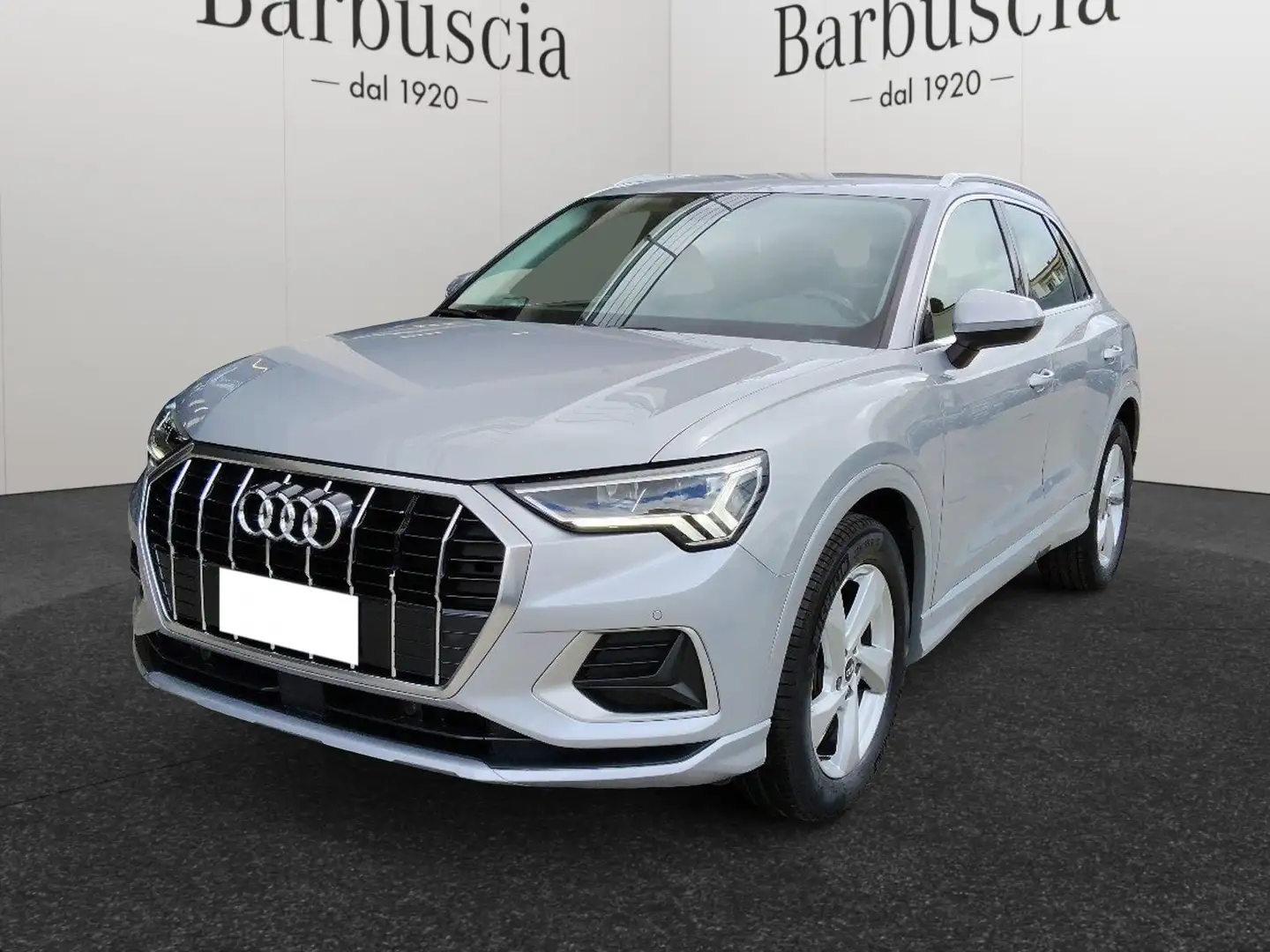 Audi Q3 II 2018 - 35 2.0 tdi Business s-tronic Argento - 1