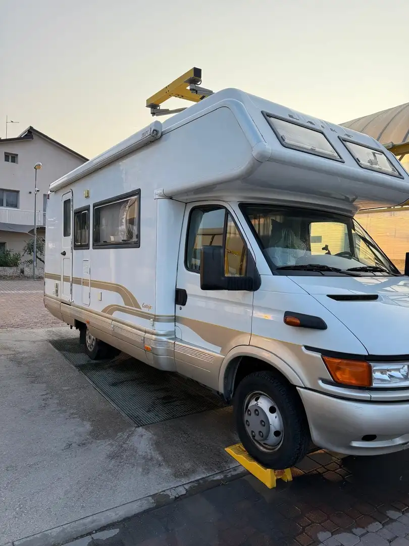 Iveco Daily LAIKA 2.8 TDI Белый - 2