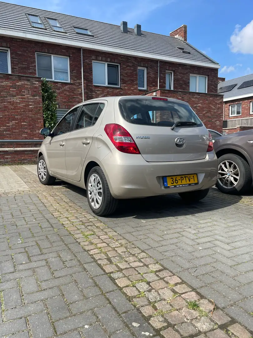 Hyundai i20 1.2i i-Motion Grau - 2