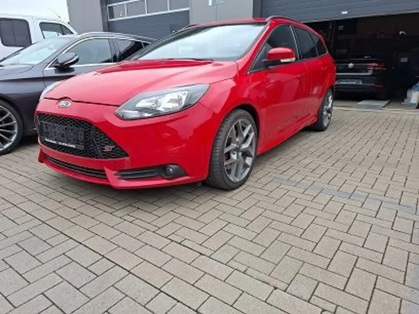 Ford Focus Turnier ST Scheckehftgepfl. Inspekton neu Rouge - 1