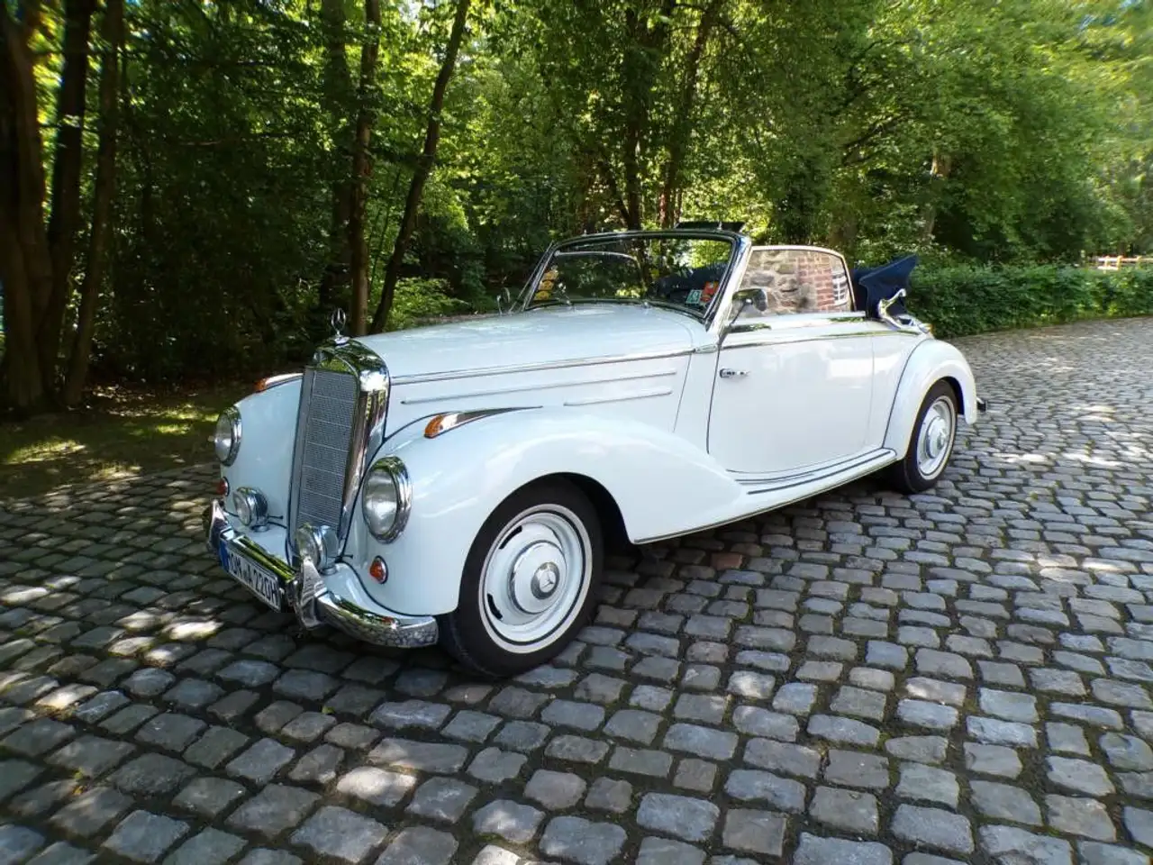 Mercedes-Benz 220 A Cabriolet, foto 1