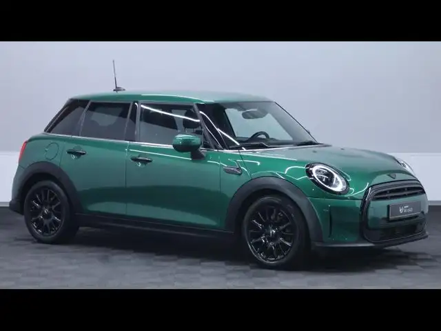 Mini Hatch view 3