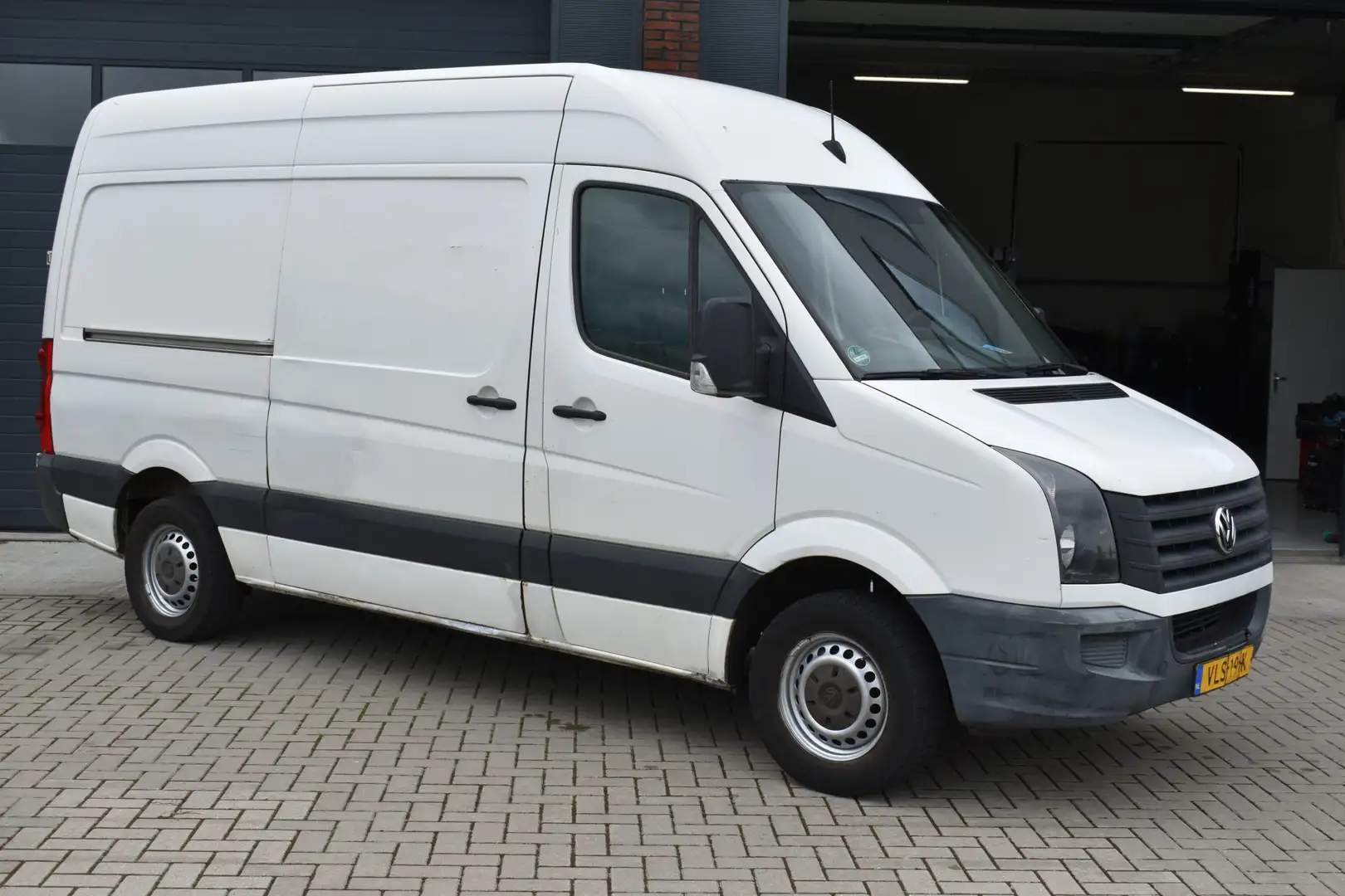 Volkswagen Crafter 30 2.0 TDI L2H2 BM Bianco - 1