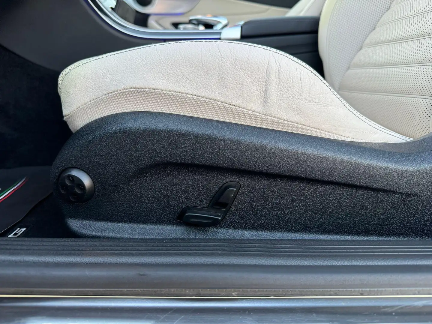 Mercedes-Benz C 220 Classe C-C205 2018 Coupe Coupe d Premium Plus auto Bleu - 2