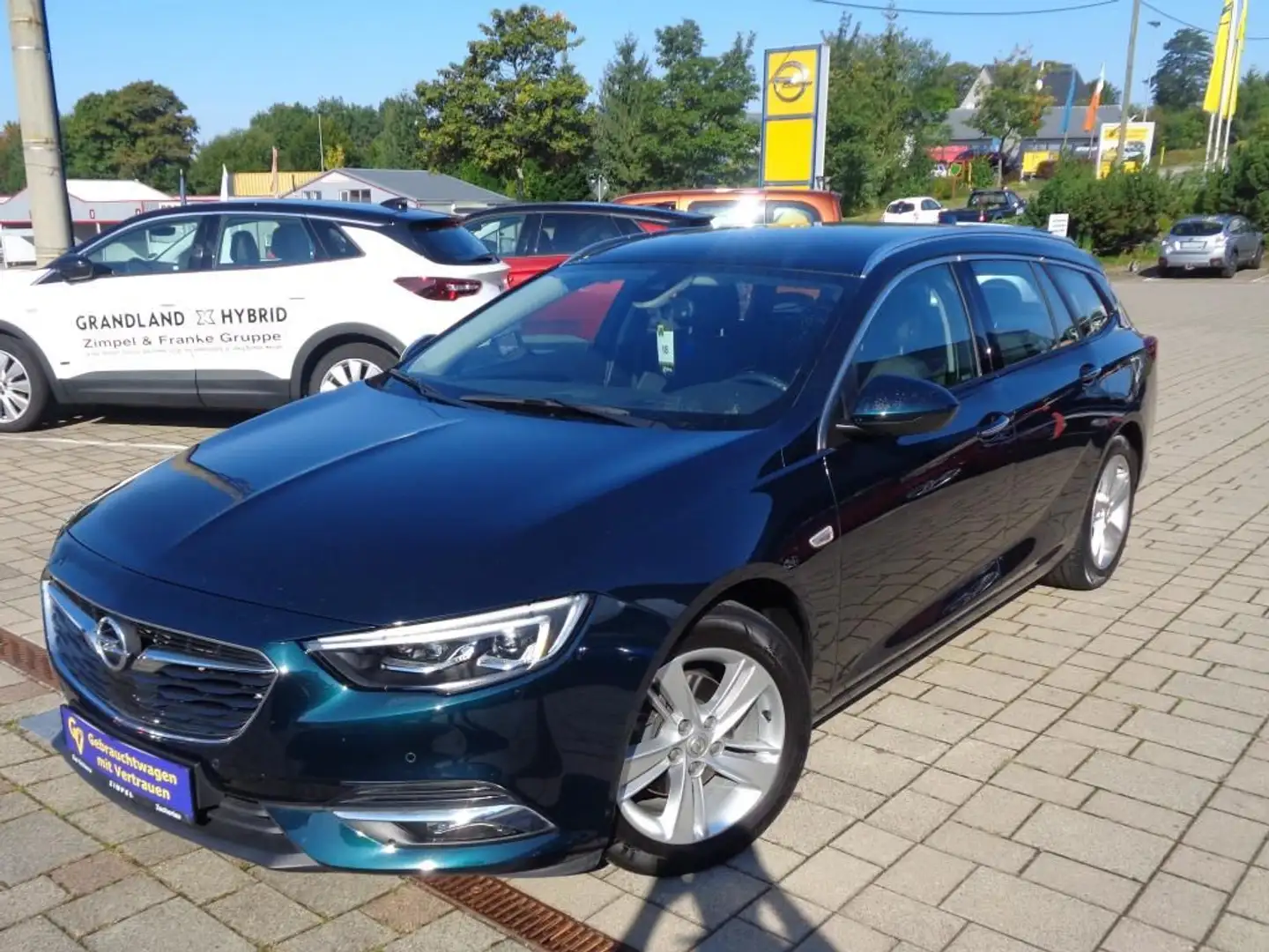 Opel Insignia 1.5, 140 PS LED-Matrix-Licht, Navi Grün - 1