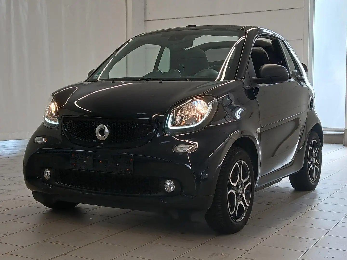 smart forTwo Cabrio passion DCT TEMPOMAT SITZHZ. 15Z. Schwarz - 1