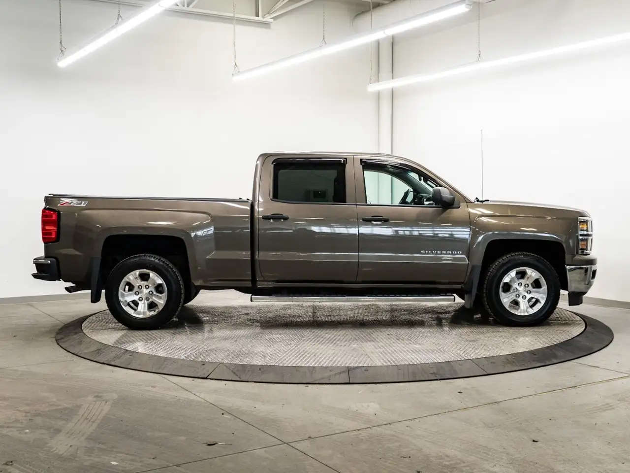 Chevrolet Silverado 1500 снимка Chevrolet Silverado 1500