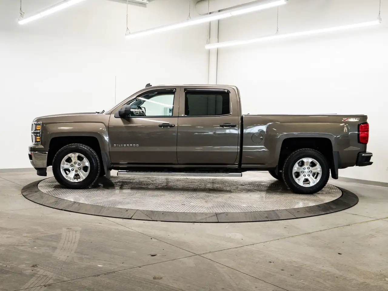 Chevrolet Silverado 1500 снимка Chevrolet Silverado 1500