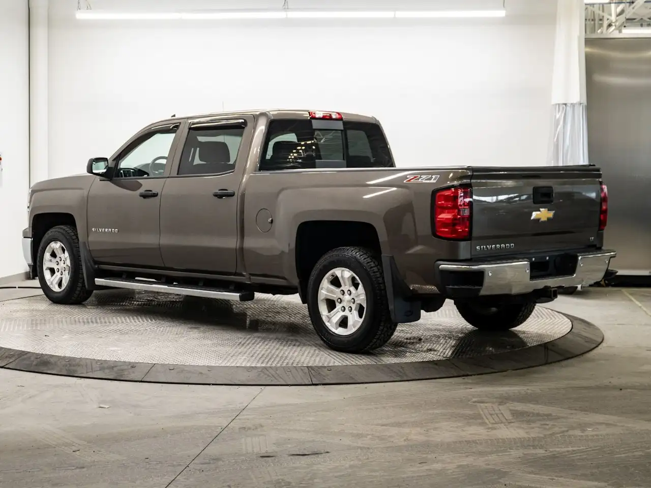 Chevrolet Silverado 1500 снимка Chevrolet Silverado 1500