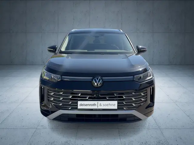 Volkswagen Tayron view 9
