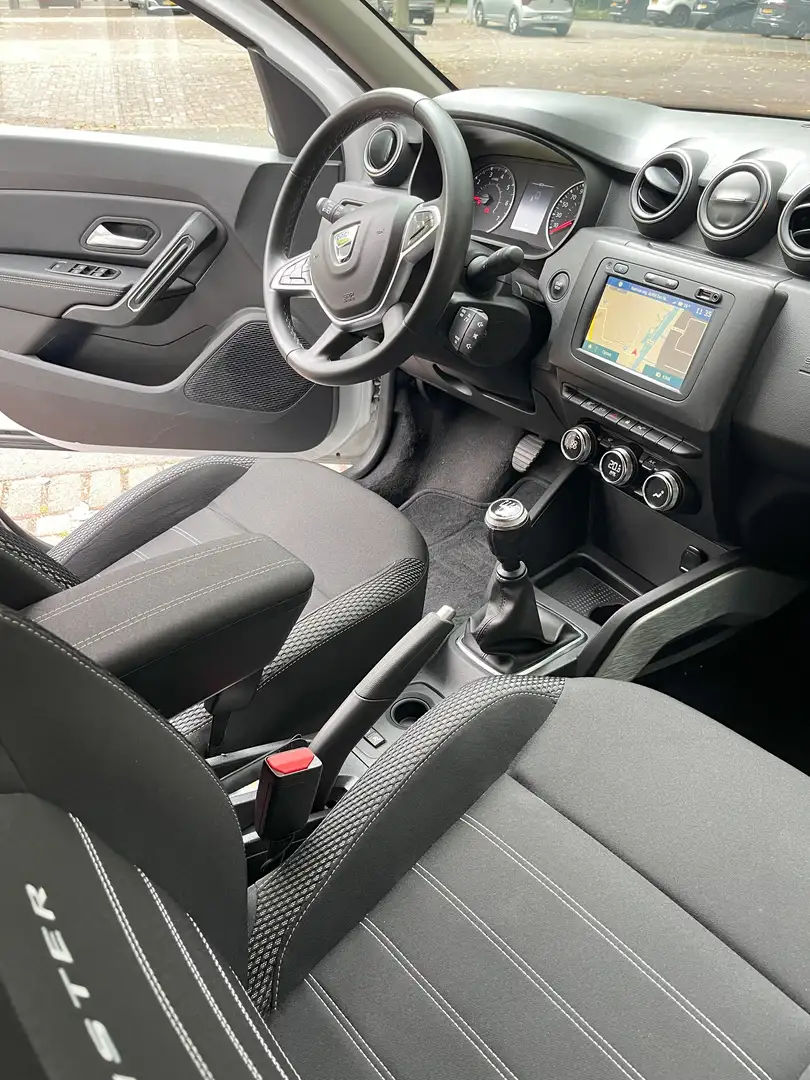Dacia Duster Duster 1.0 TCe BiF Prestige Wit - 2