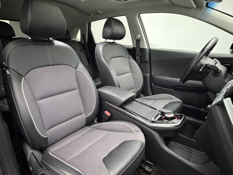 Kia e-Niro DynamicPlusLine 64 kWh SOH 95,2% | Schuif/Kantelda — photo 11