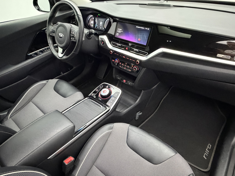 Kia e-Niro DynamicPlusLine 64 kWh SOH 95,2% | Schuif/Kantelda — photo 10